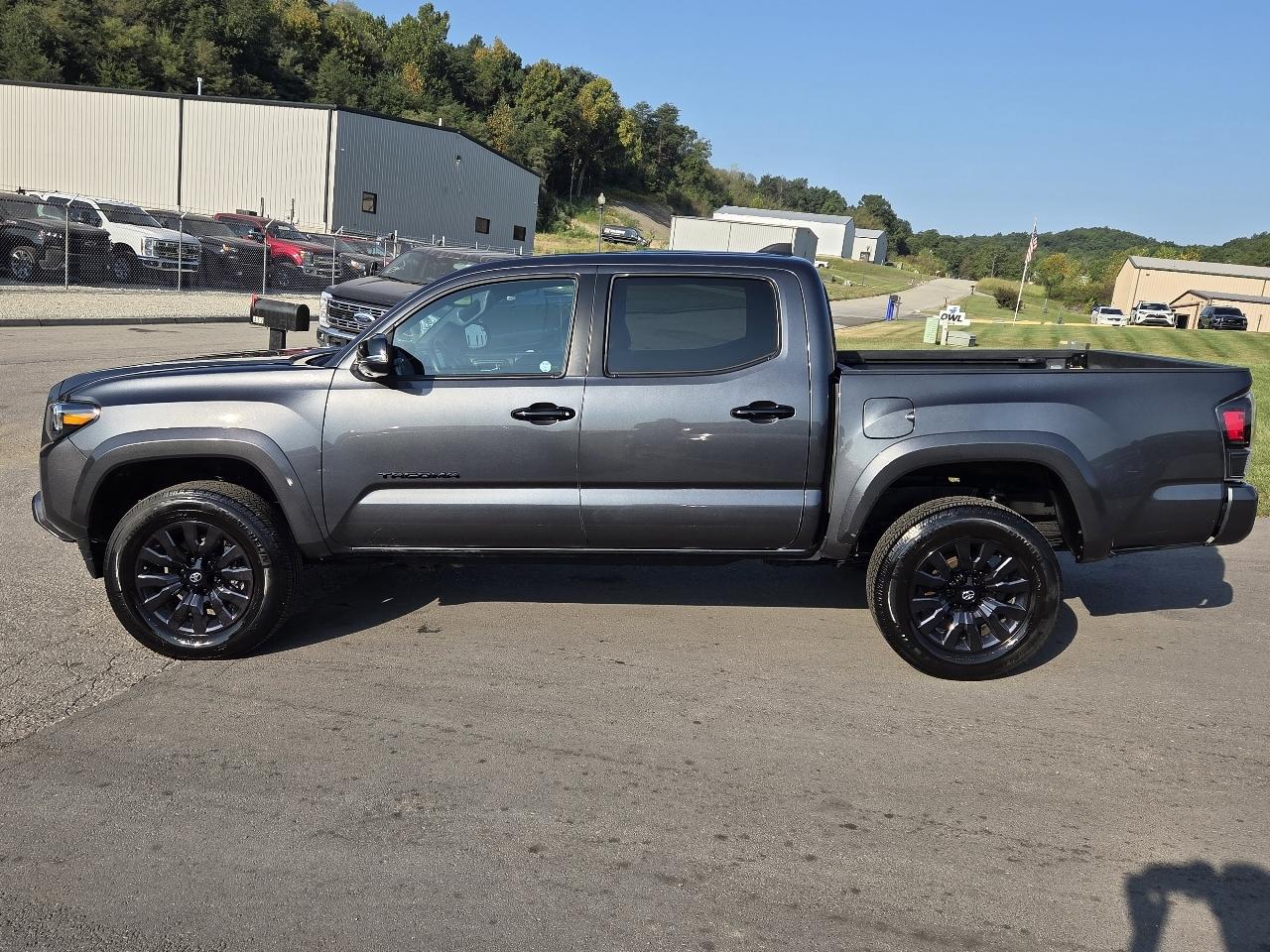 Toyota Tacoma Limited Double Cab V6 6AT 4WD 2023