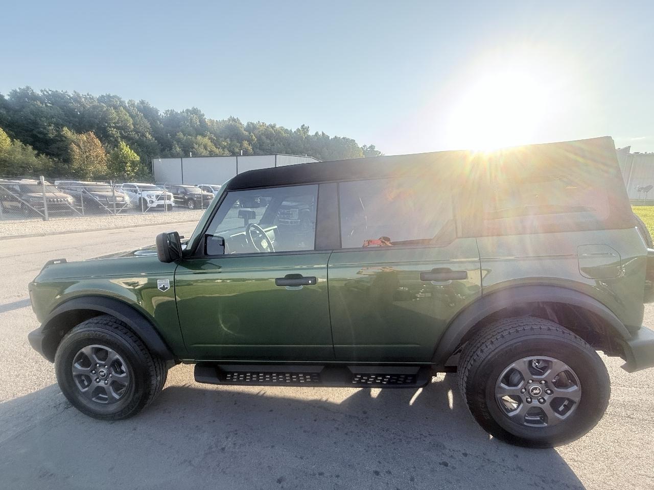 Ford Bronco Base 4-Door 2023