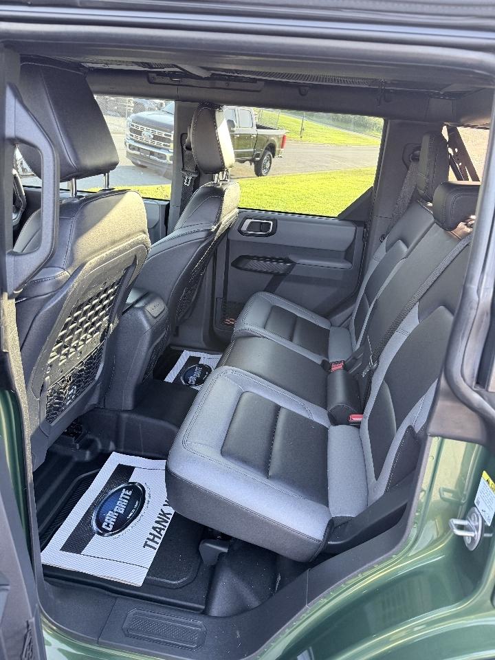 Ford Bronco Base 4-Door 2023