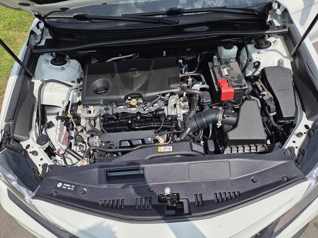 Toyota Camry SE 2020