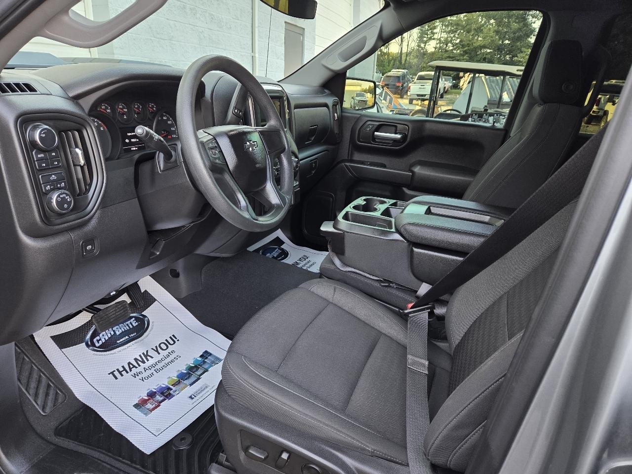 Chevrolet Silverado 1500 4WD Crew Cab 147" Custom Trail Boss 2024