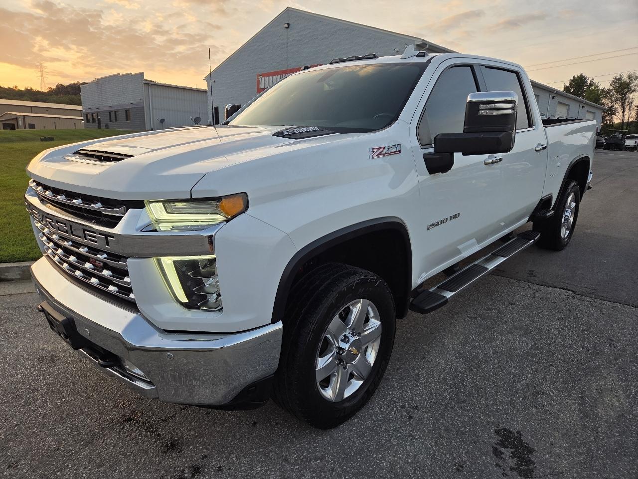 Chevrolet Silverado 2500HD 4WD Crew Cab 167" LTZ 2023