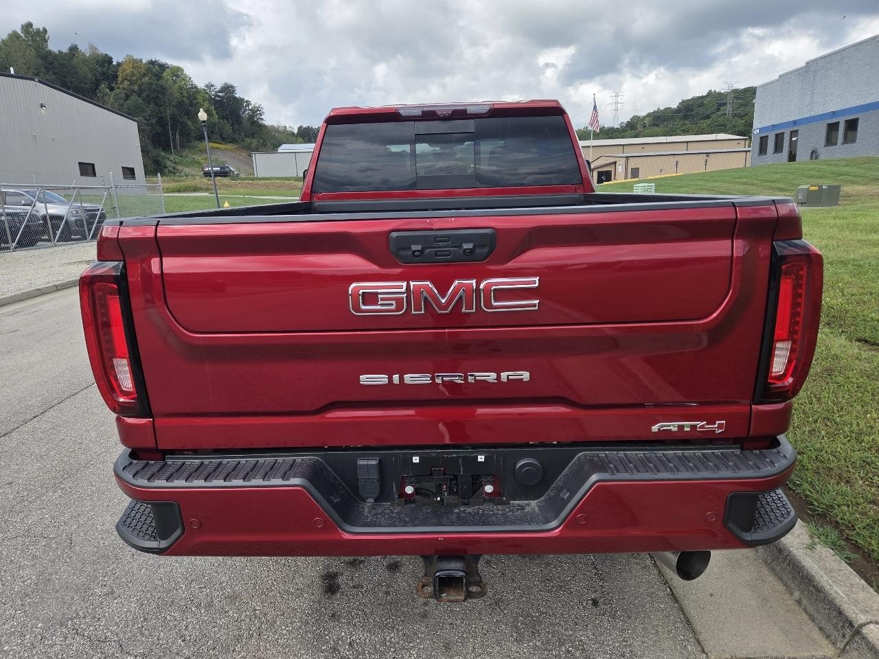 GMC Sierra 2500HD AT4 Crew Cab 4WD 2021