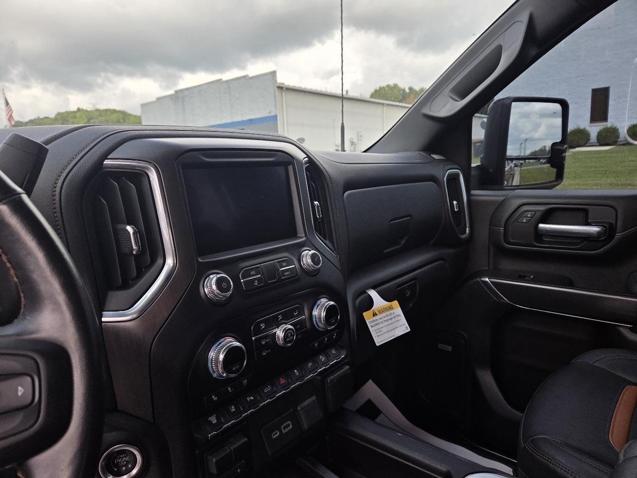 GMC Sierra 2500HD AT4 Crew Cab 4WD 2021