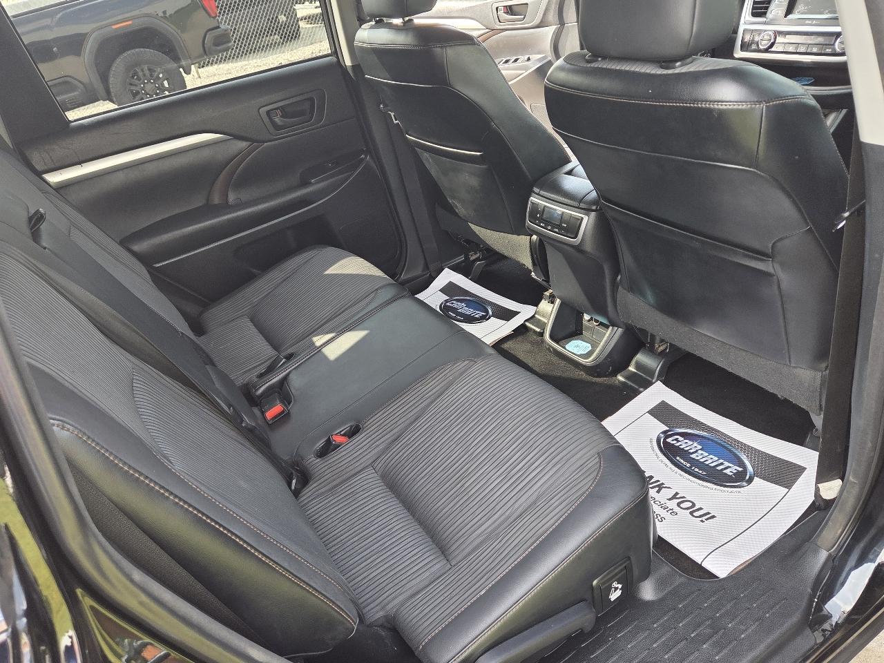 Toyota Highlander LE FWD V6 2015