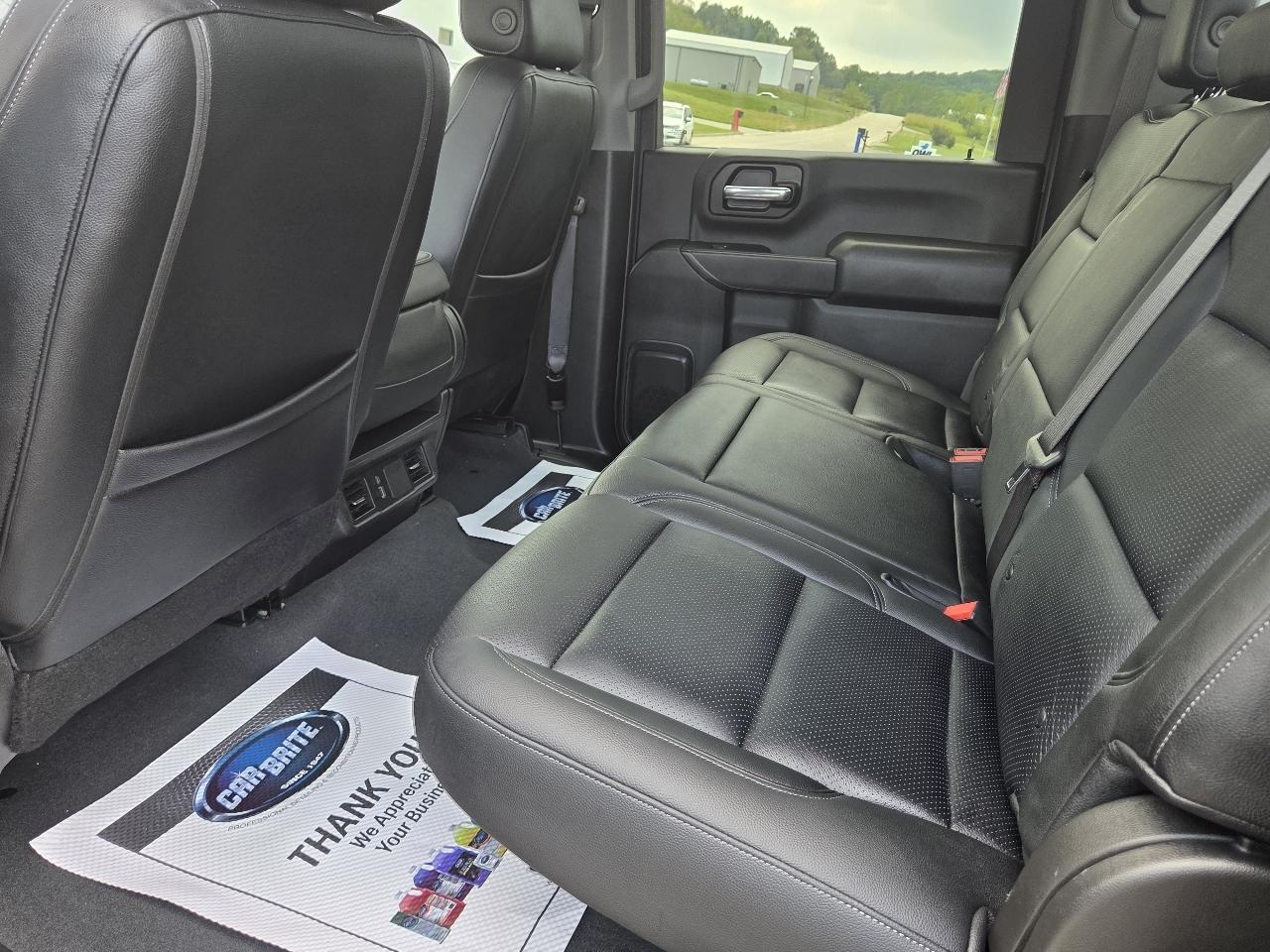 Chevrolet Silverado 2500HD Custom Crew Cab Short Box 4WD 2024
