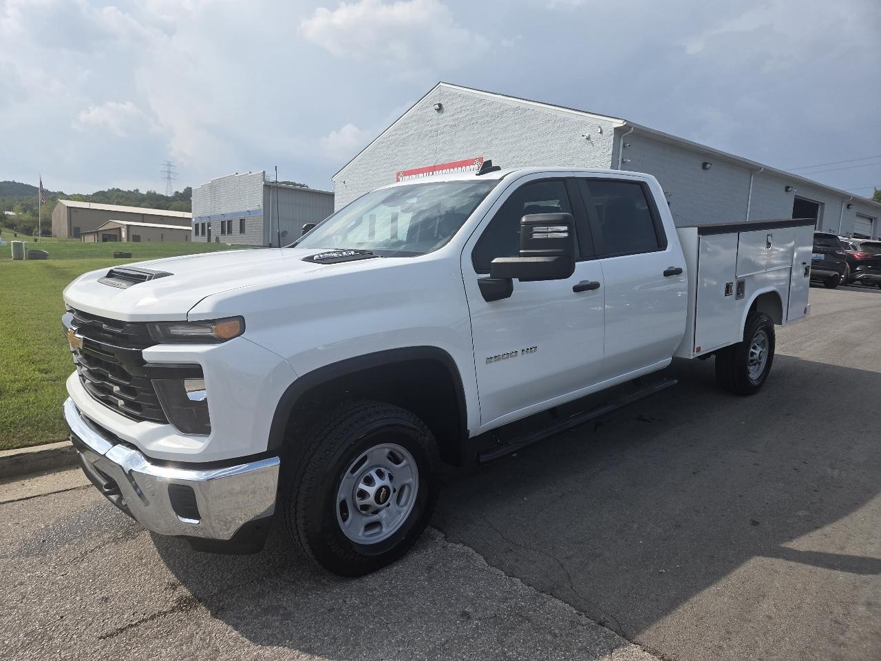 Chevrolet Silverado 2500HD 4WD Crew Cab 167.7" Work Truck 2024
