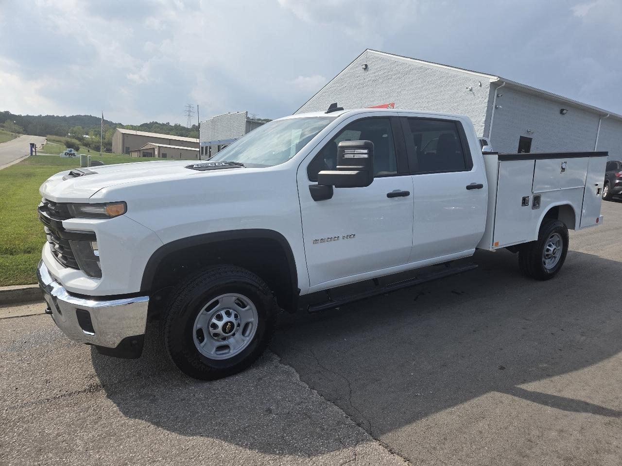 Chevrolet Silverado 2500HD 4WD Crew Cab 167.7" Work Truck 2024