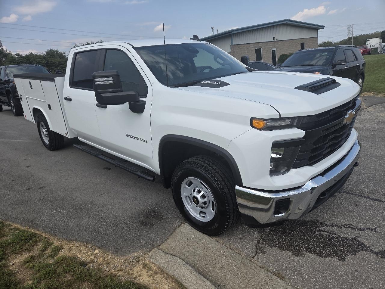 Chevrolet Silverado 2500HD 4WD Crew Cab 167.7" Work Truck 2024