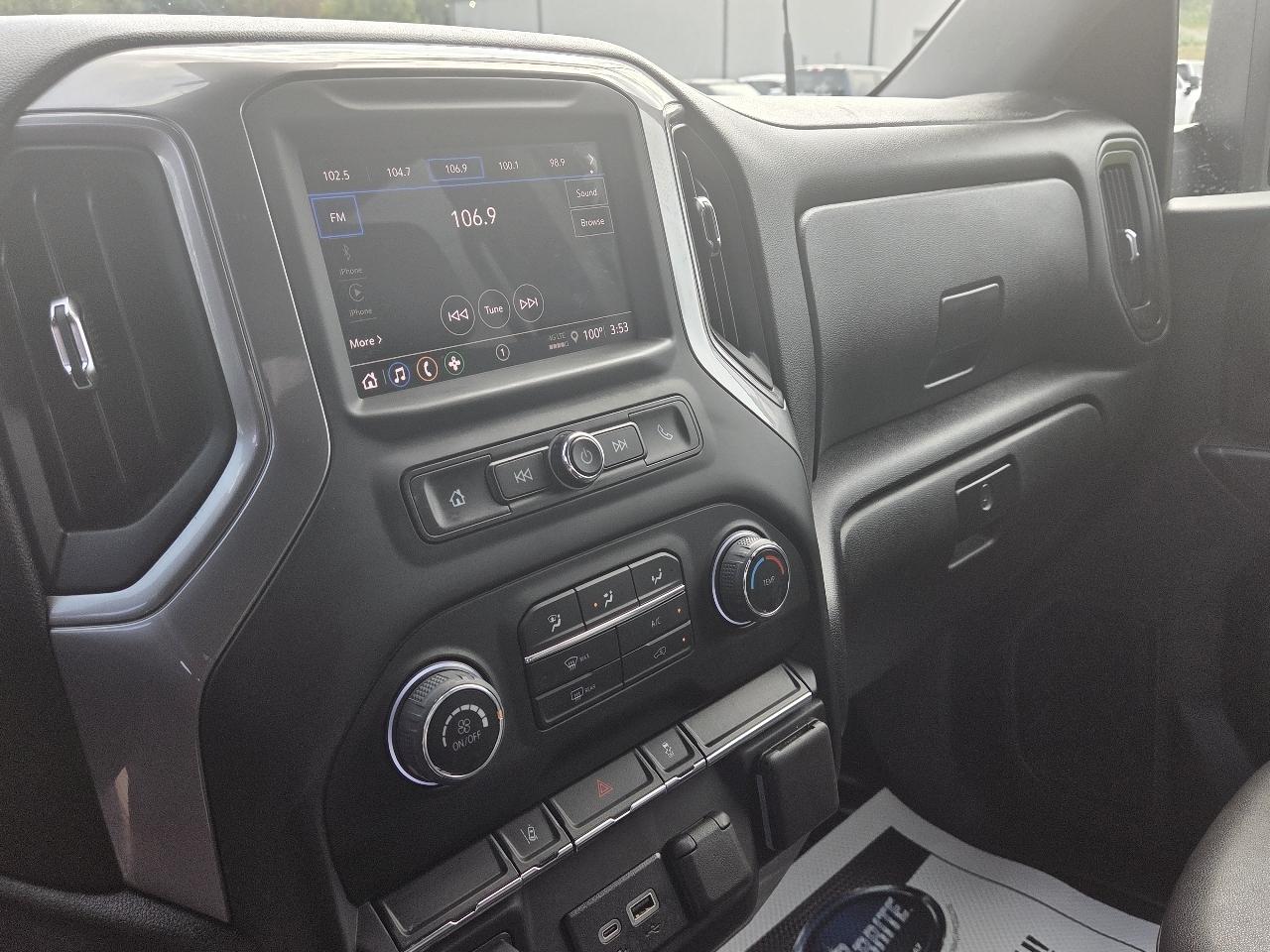 Chevrolet Silverado 2500HD 4WD Crew Cab 167.7" Work Truck 2024