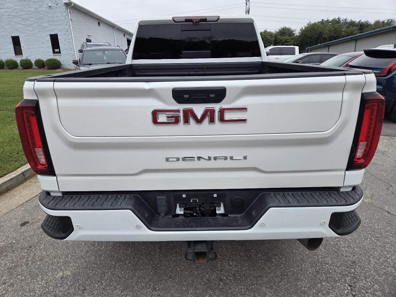 GMC Sierra 2500HD Denali Crew Cab 4WD 2021