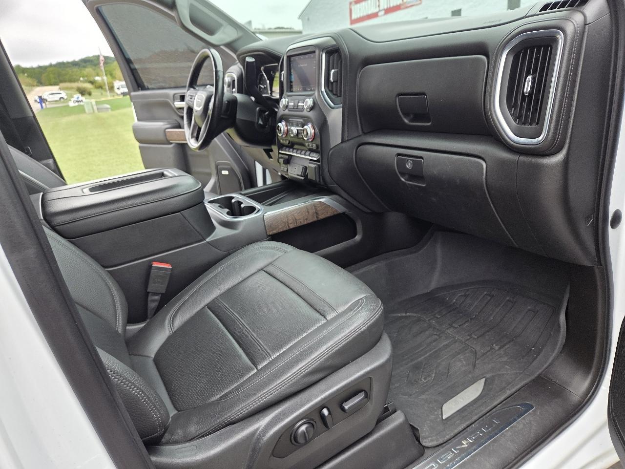 GMC Sierra 2500HD Denali Crew Cab 4WD 2021