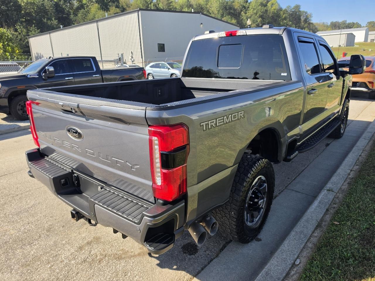 Ford F-250 SD Lariat SuperCab SWB 4WD 2024