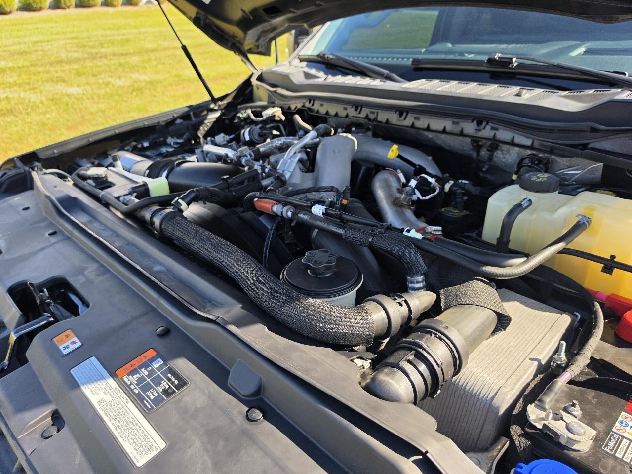 Ford F-250 SD Lariat SuperCab SWB 4WD 2024