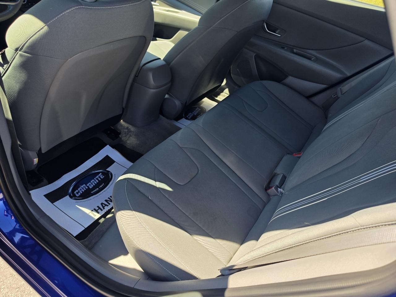 Hyundai Elantra SEL 2023