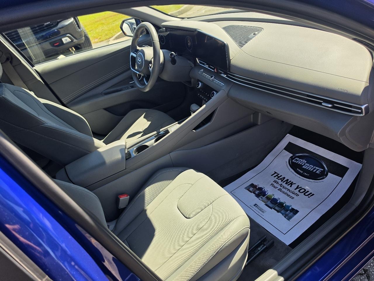 Hyundai Elantra SEL 2023