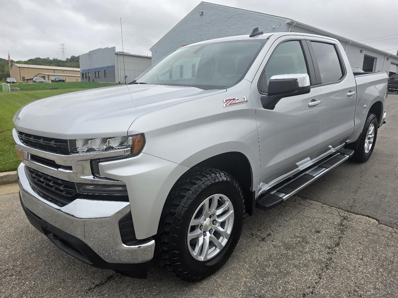 Chevrolet Silverado 1500 4WD Crew Cab 143.5" LT 2021