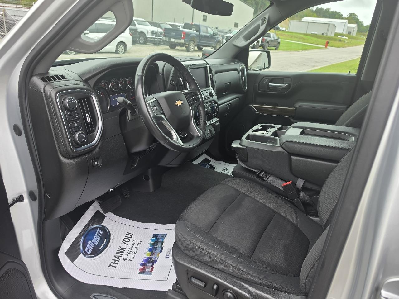 Chevrolet Silverado 1500 4WD Crew Cab 143.5" LT 2021