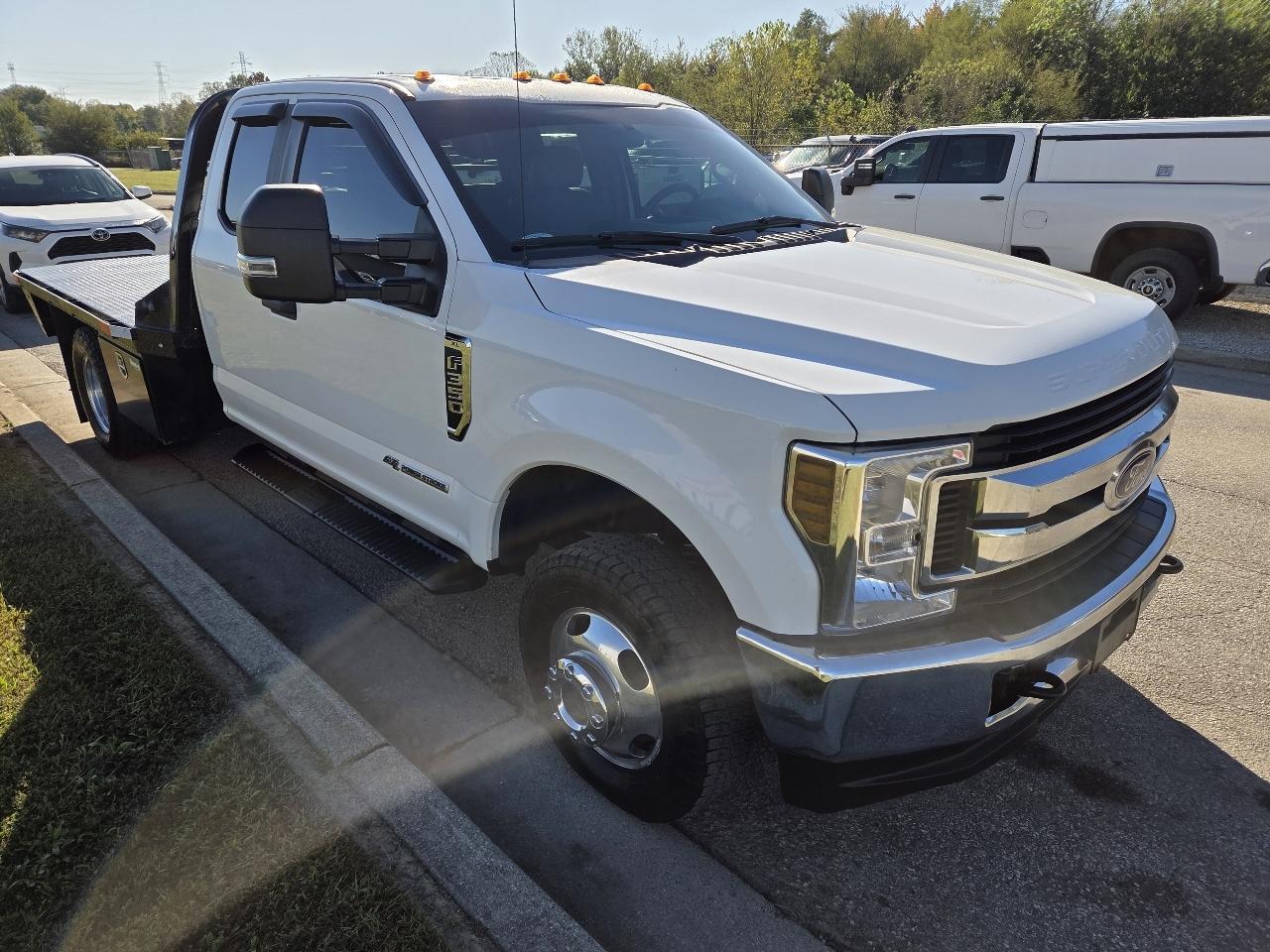 Ford F-350 SD XL SuperCab Long Bed DRW 4WD 2018