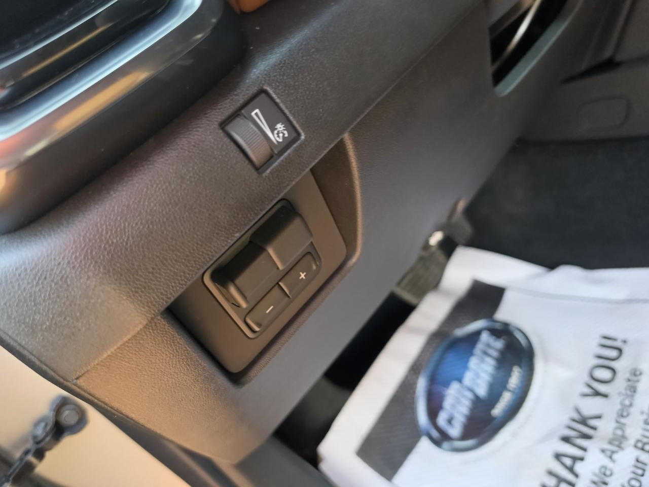 GMC Canyon AT4 Crew Cab 4WD 2026