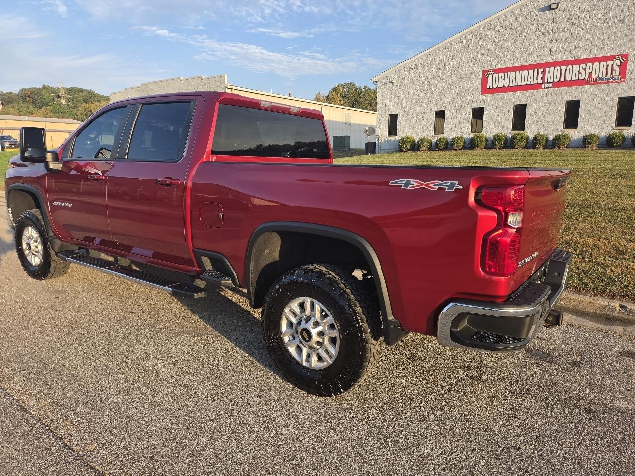 Chevrolet Silverado 2500HD 4WD Crew Cab 159" LT 2022