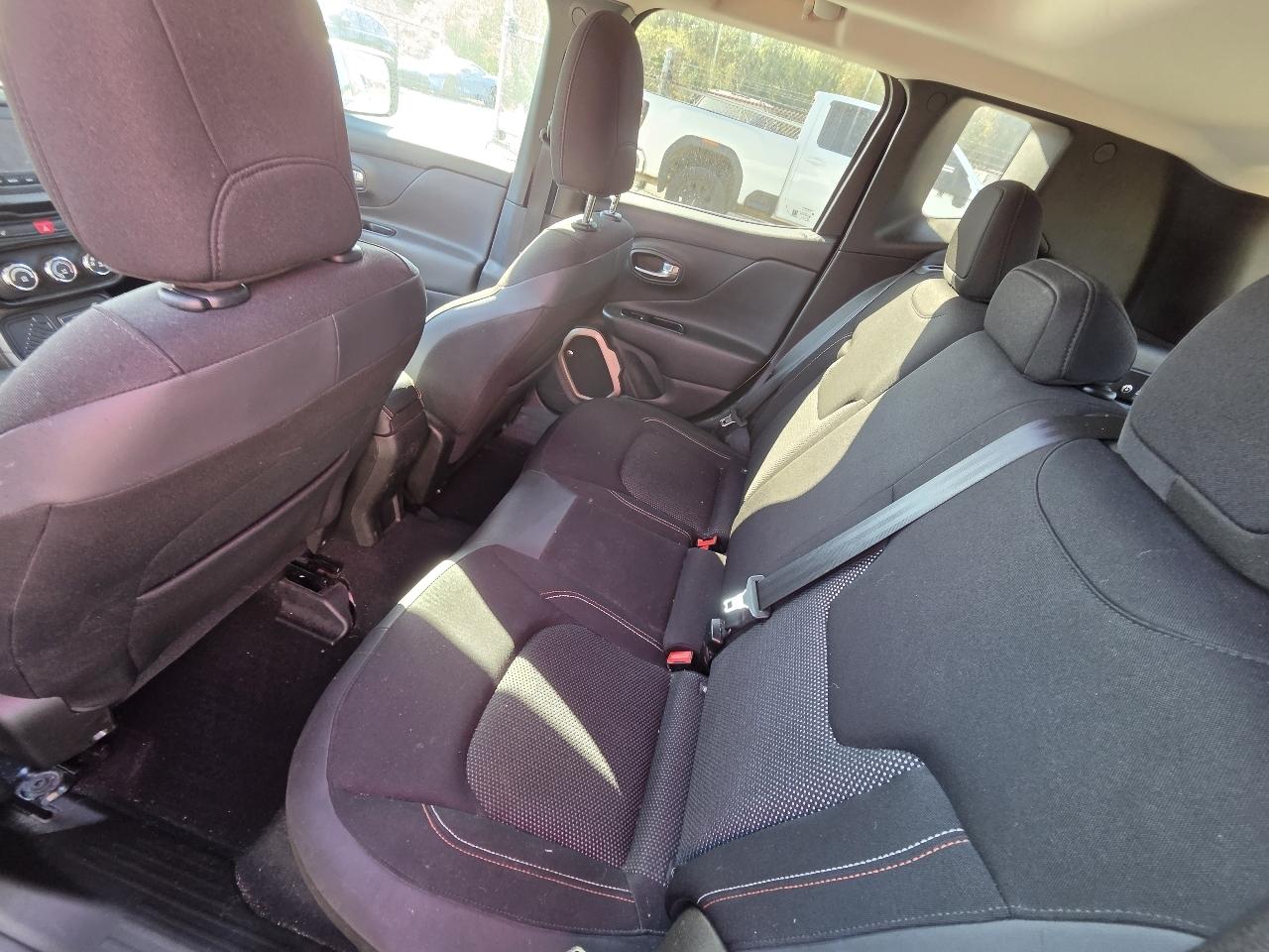 Jeep Renegade Latitude FWD 2016
