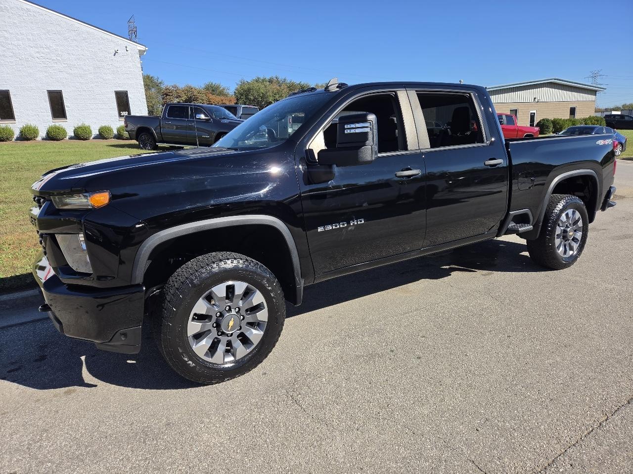 Chevrolet Silverado 2500HD Custom Crew Cab Short Box 4WD 2023