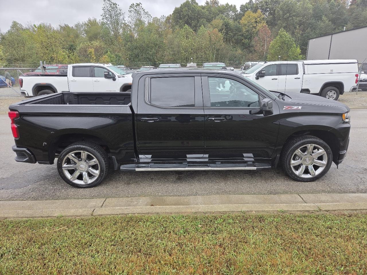 Chevrolet Silverado 1500 4WD Crew Cab 157" RST 2021