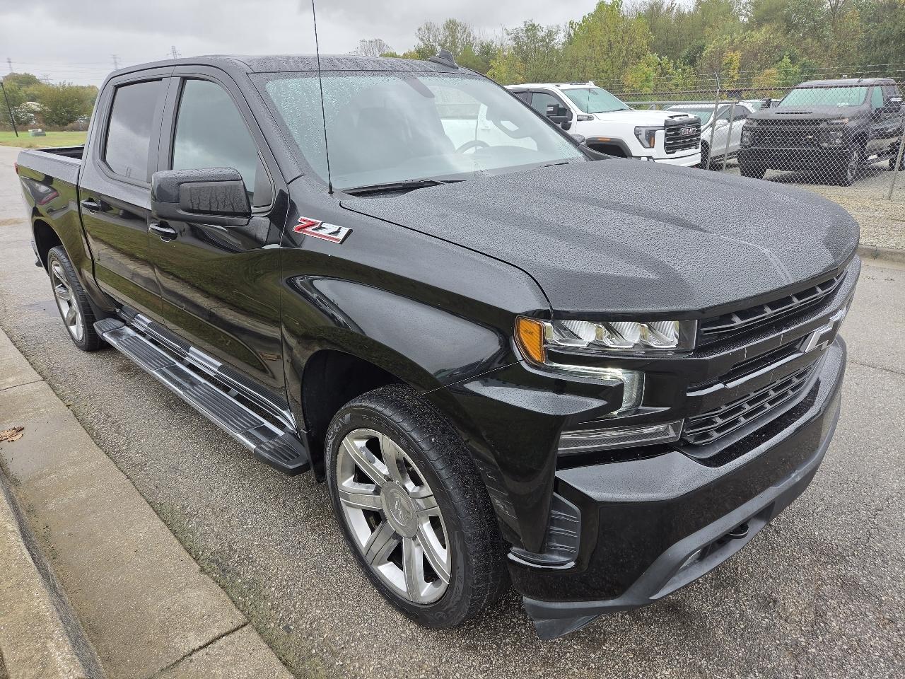 Chevrolet Silverado 1500 4WD Crew Cab 157" RST 2021