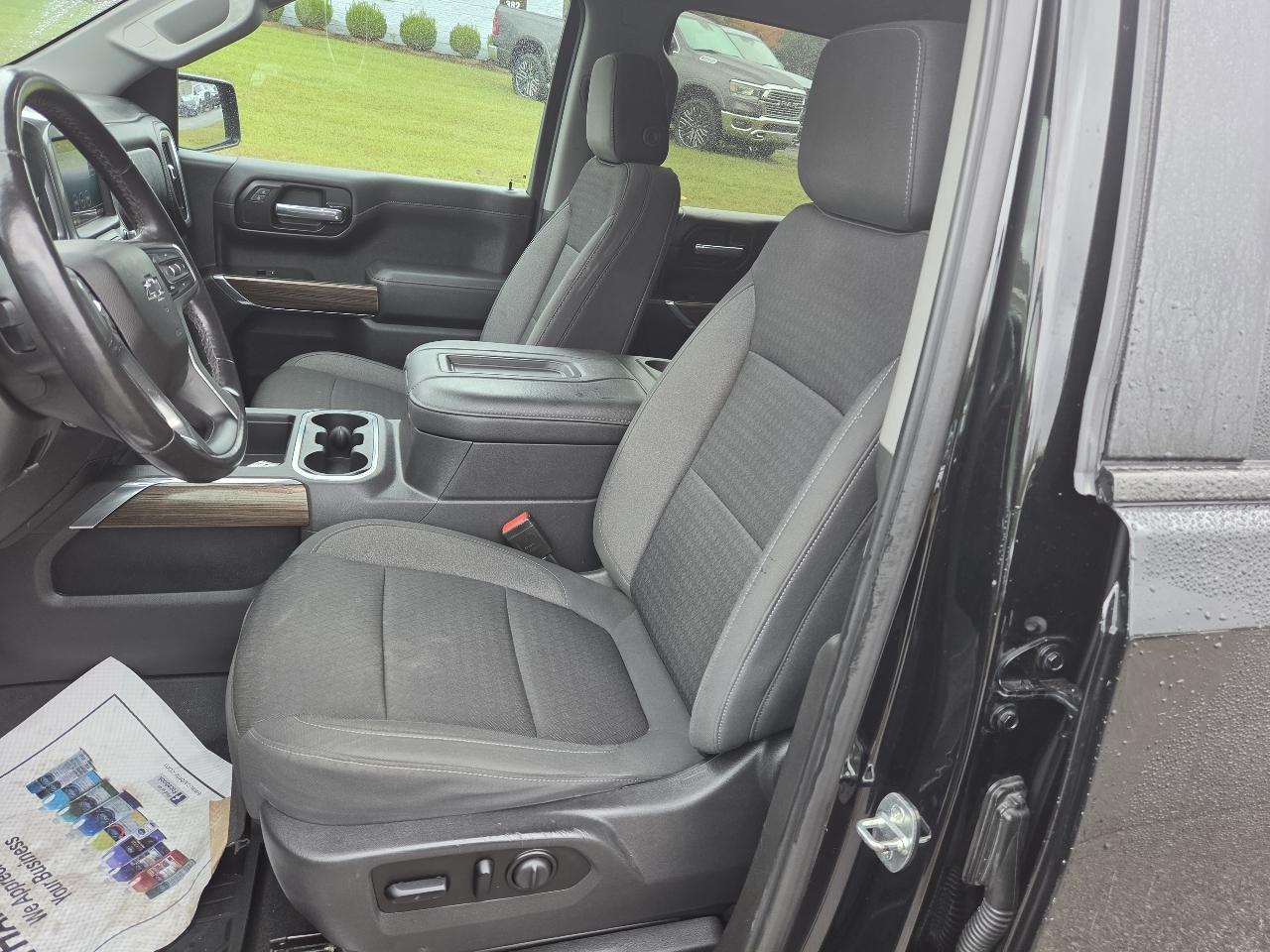 Chevrolet Silverado 1500 4WD Crew Cab 157" RST 2021