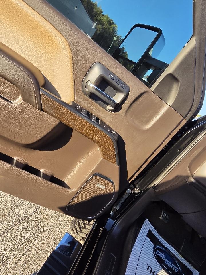 GMC Sierra 2500HD Denali Crew Cab 4WD 2018