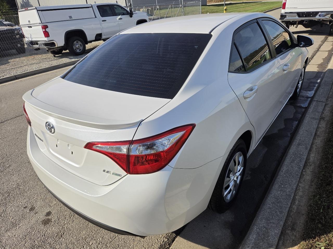 Toyota Corolla LE Eco CVT 2015
