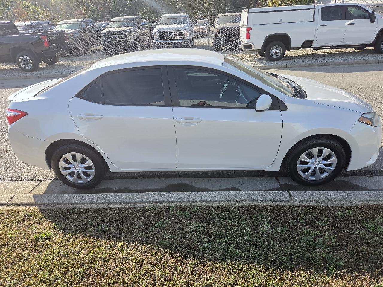Toyota Corolla LE Eco CVT 2015