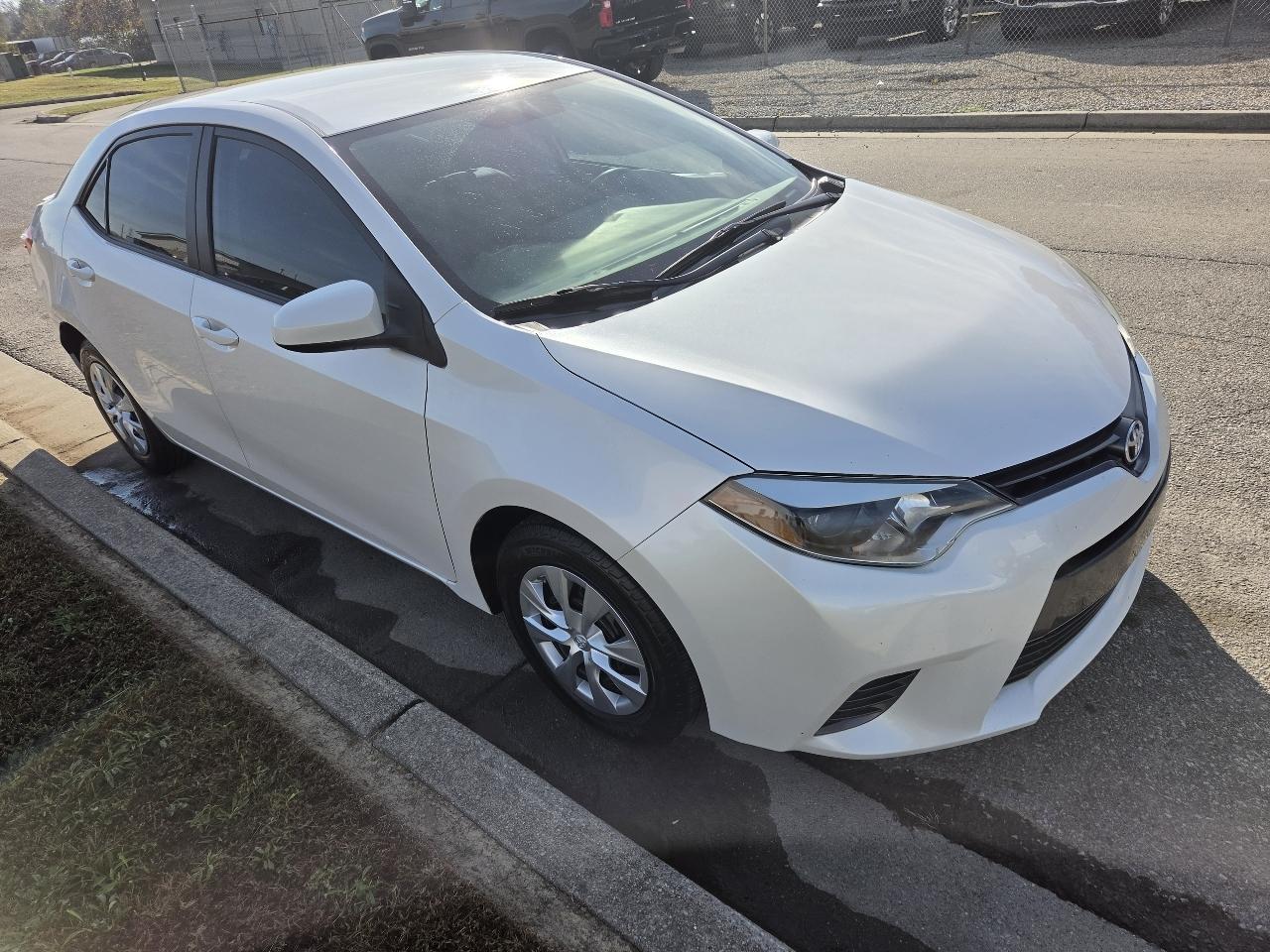 Toyota Corolla LE Eco CVT 2015