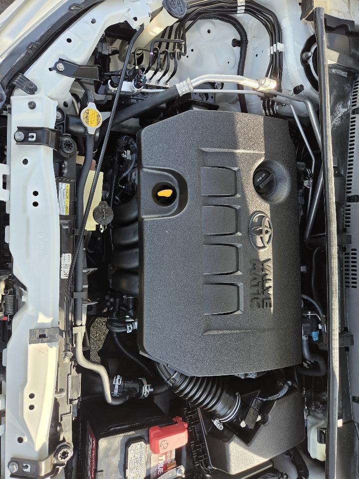 Toyota Corolla LE Eco CVT 2015