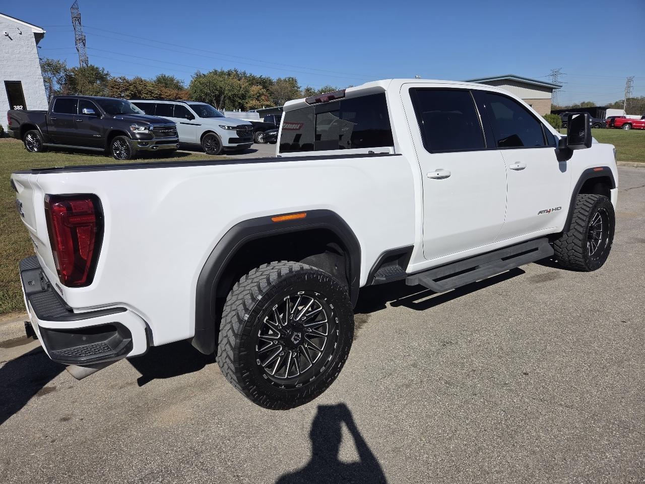 GMC Sierra 2500HD AT4 Crew Cab Long Box 4WD 2020