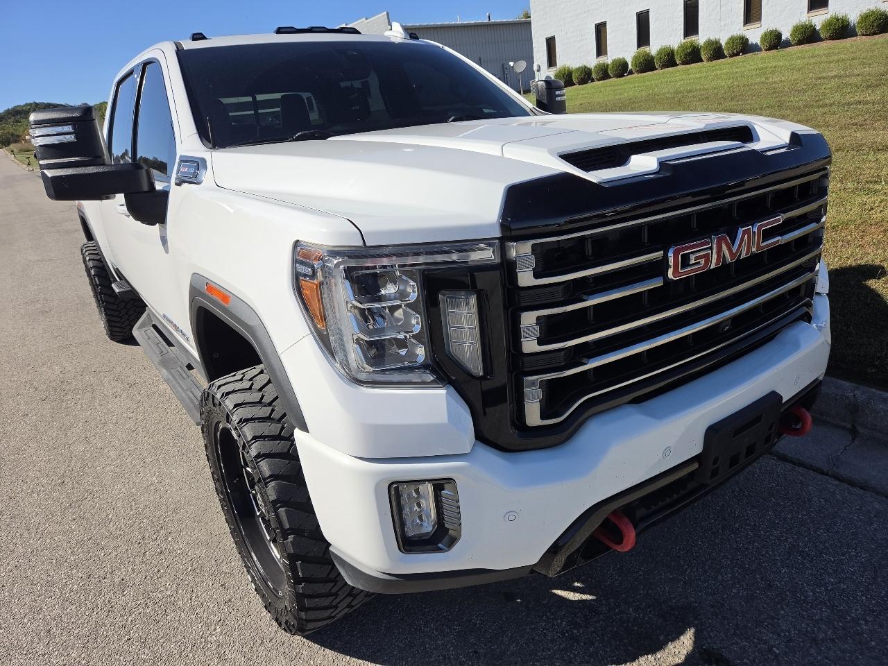 GMC Sierra 2500HD AT4 Crew Cab Long Box 4WD 2020