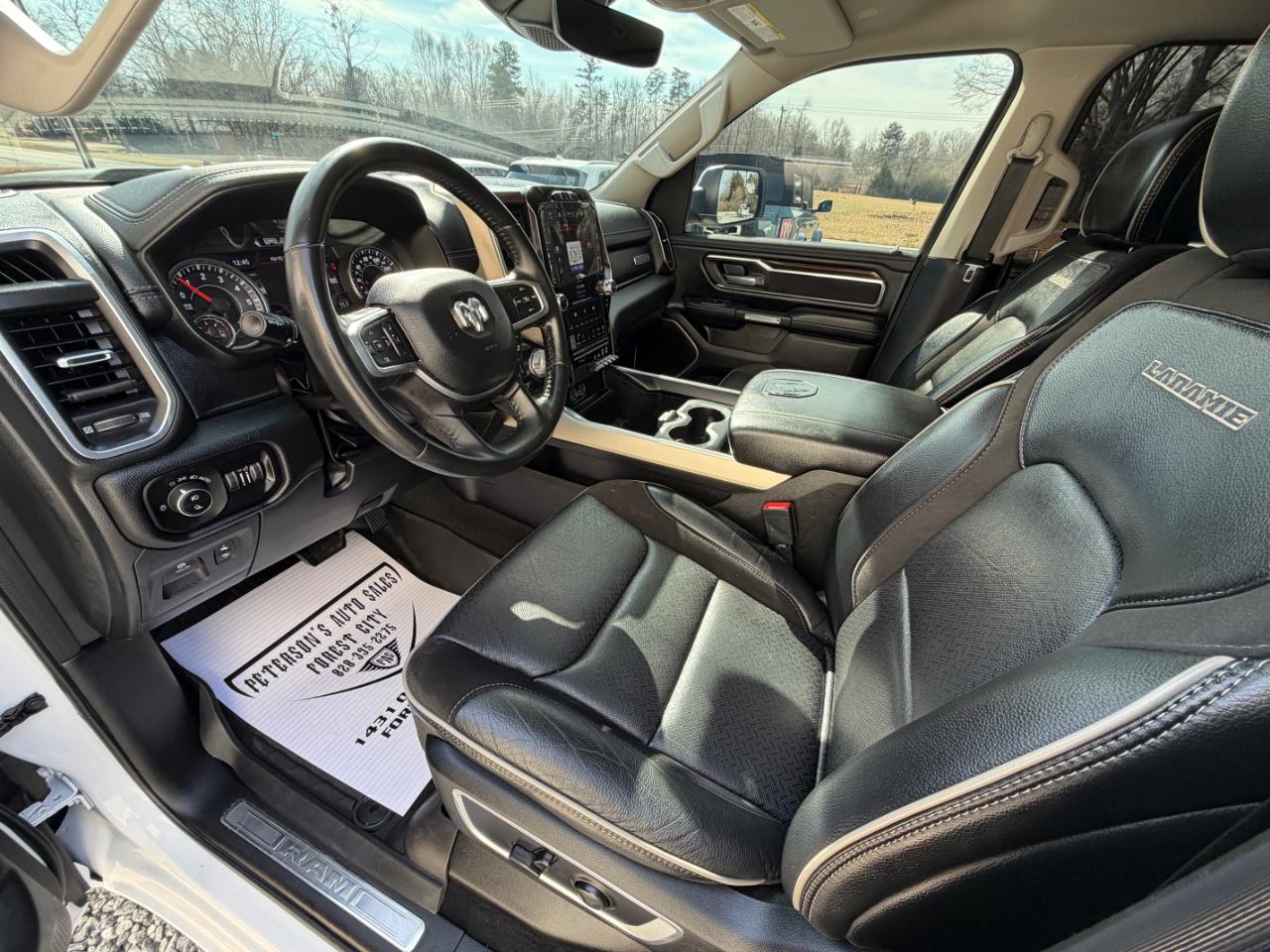 RAM 1500 Laramie Crew Cab LWB 4WD 2022