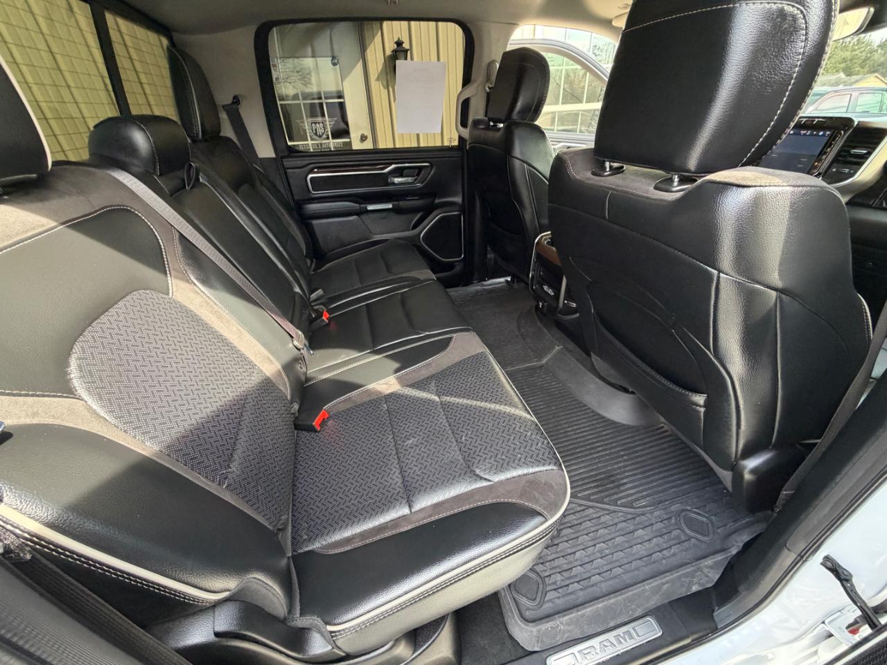 RAM 1500 Laramie Crew Cab LWB 4WD 2022