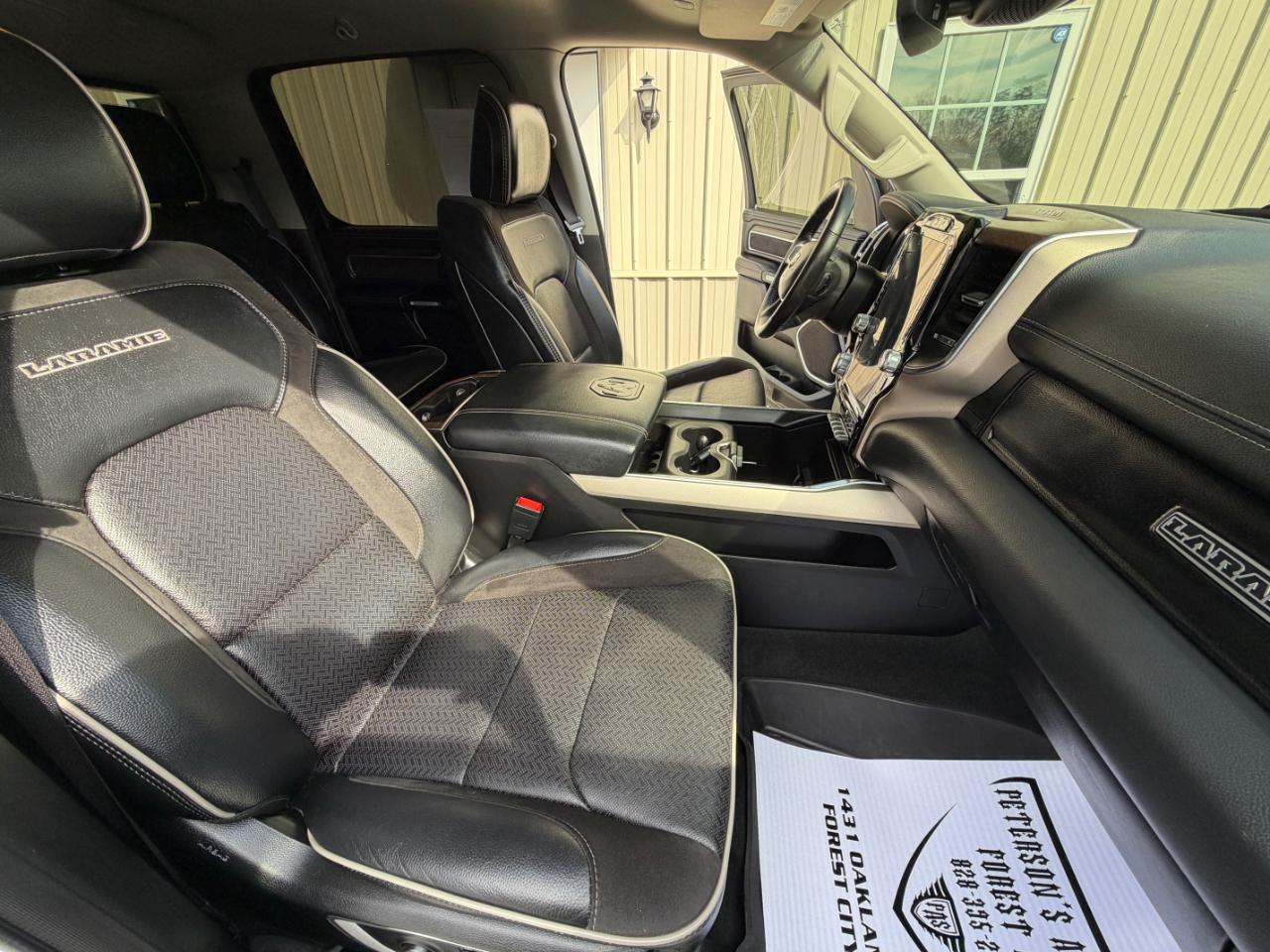 RAM 1500 Laramie Crew Cab LWB 4WD 2022