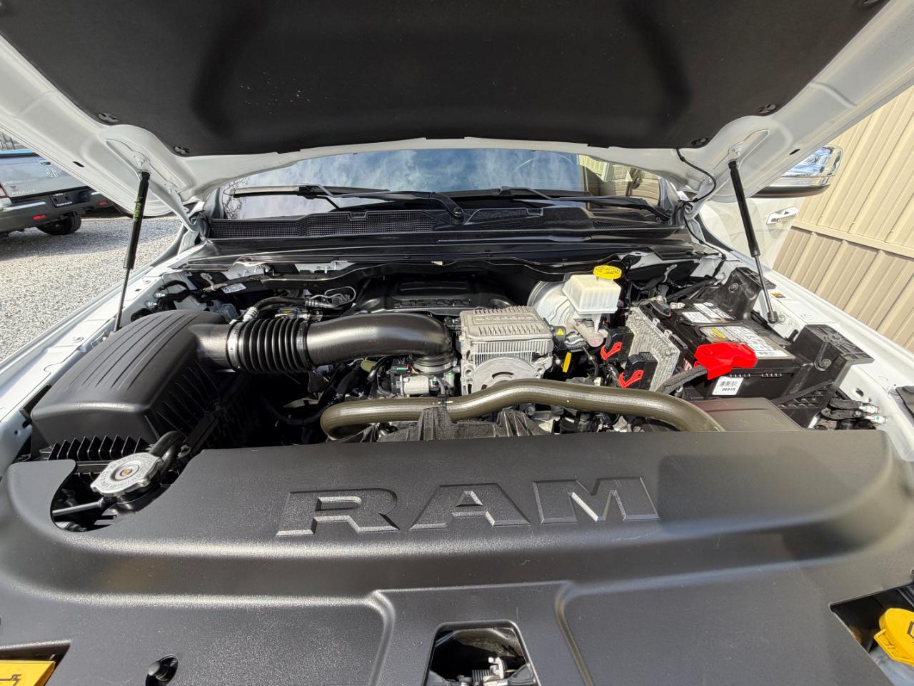 RAM 1500 Laramie Crew Cab LWB 4WD 2022