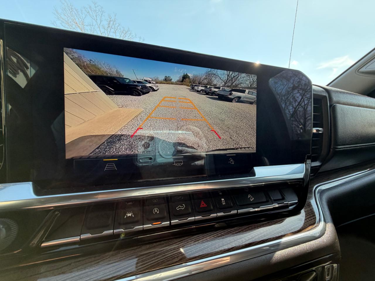 Chevrolet Silverado 1500 Trail Boss LT Crew Cab 4WD 2024