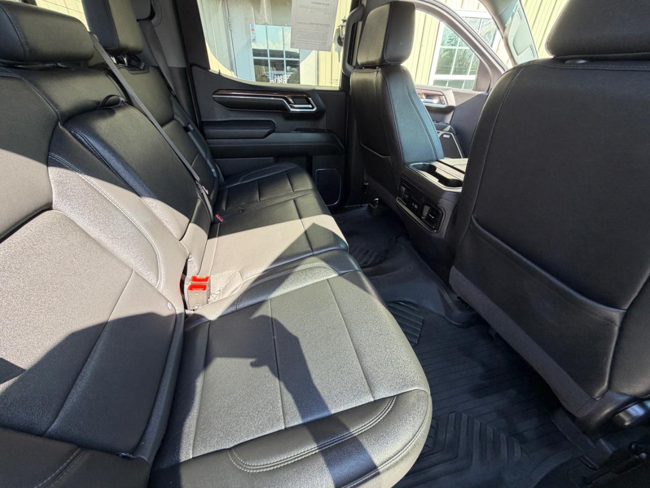 Chevrolet Silverado 1500 Trail Boss LT Crew Cab 4WD 2024