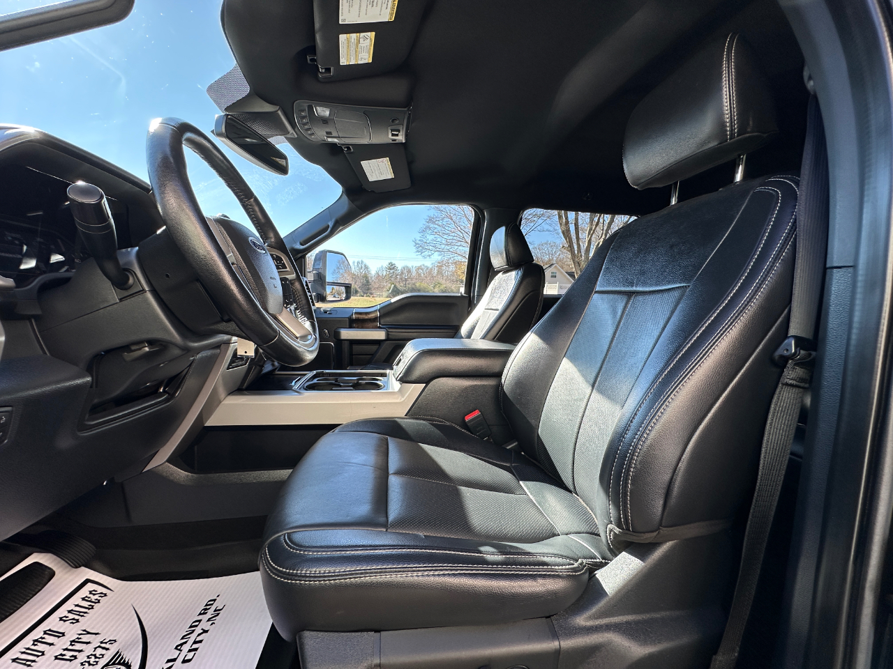 Ford F-250 SD Lariat Crew Cab SWB 4WD 2022