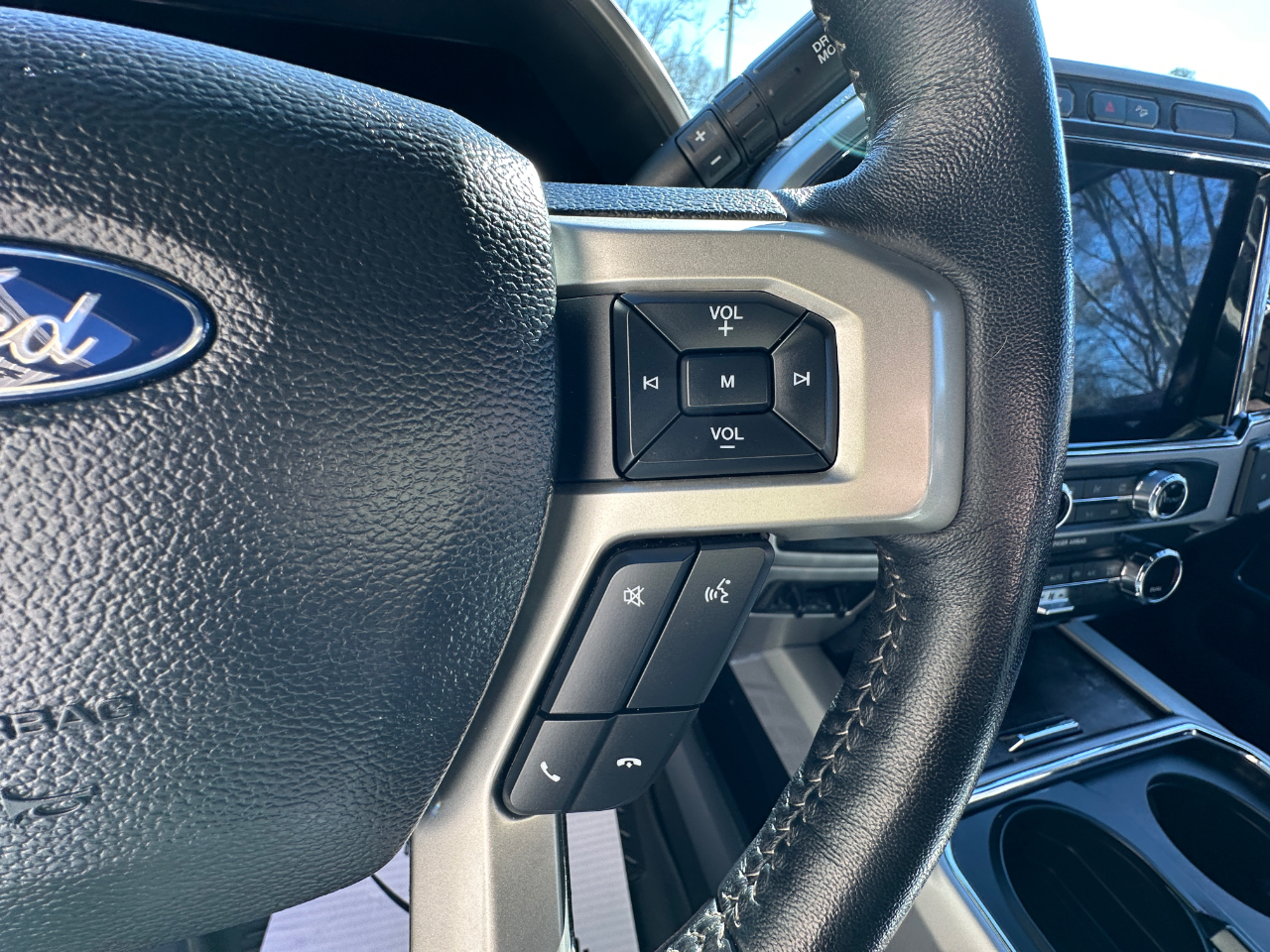 Ford F-250 SD Lariat Crew Cab SWB 4WD 2022