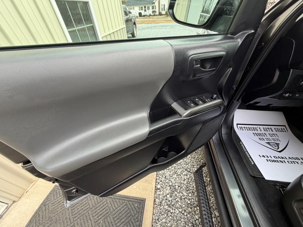 Toyota Tacoma SR5 Double Cab 4X4 V6 2020