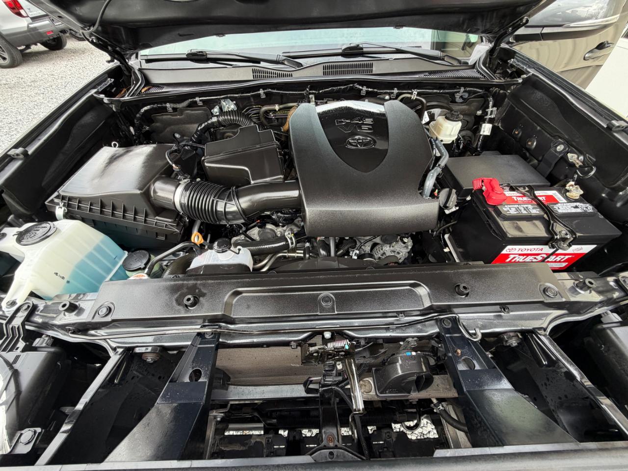 Toyota Tacoma SR5 Double Cab 4X4 V6 2020