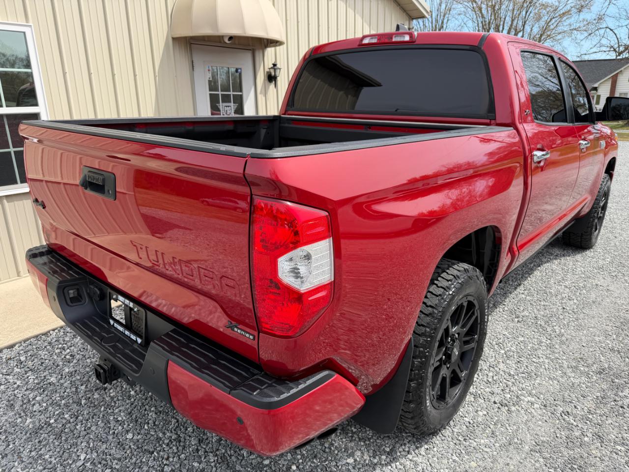 Toyota Tundra Platinum CrewMax 5.7L 4WD 2021