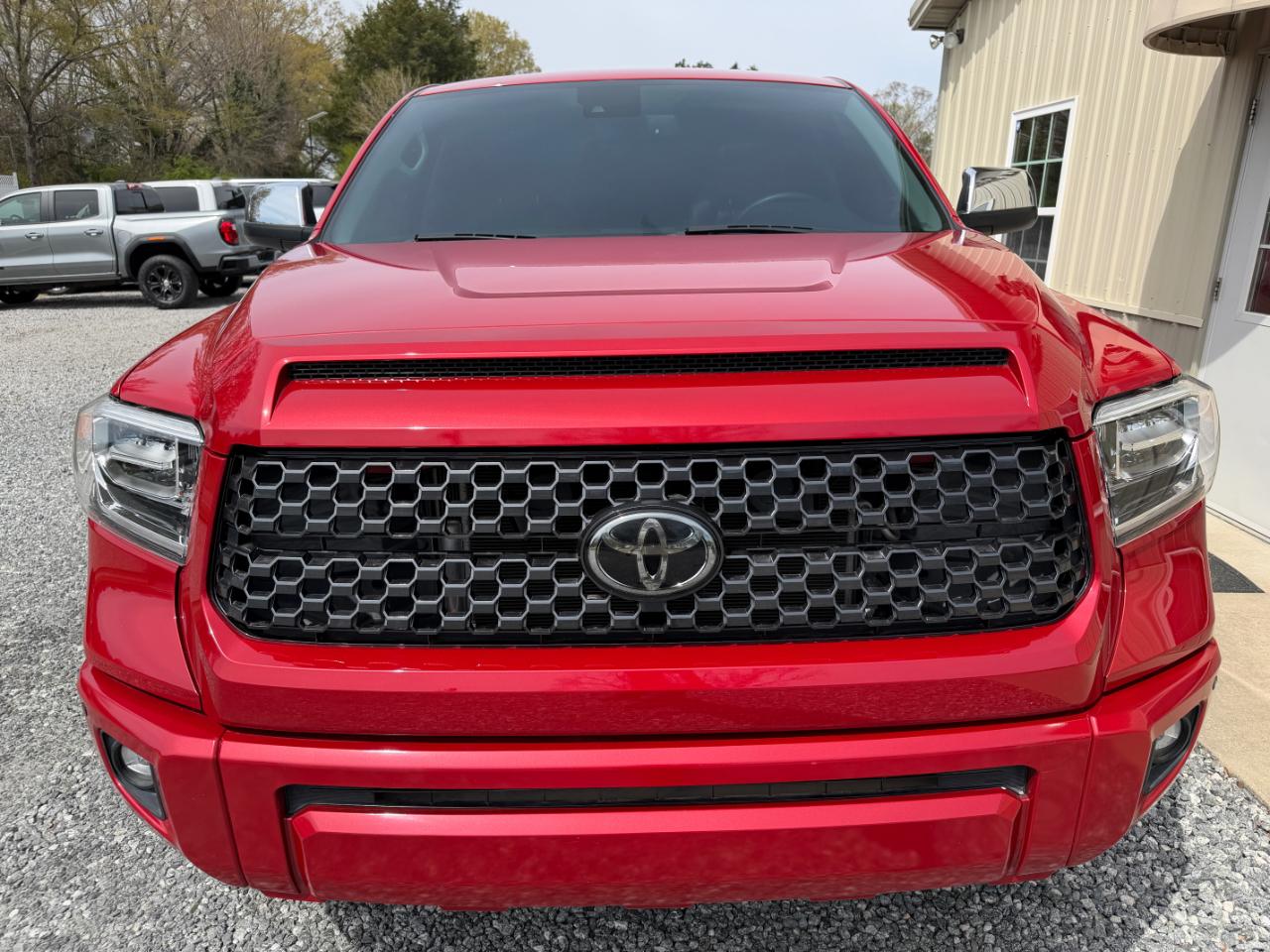 Toyota Tundra Platinum CrewMax 5.7L 4WD 2021