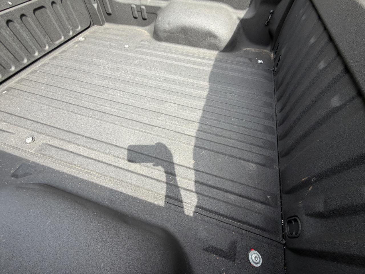 Toyota Tundra Platinum CrewMax 5.7L 4WD 2021